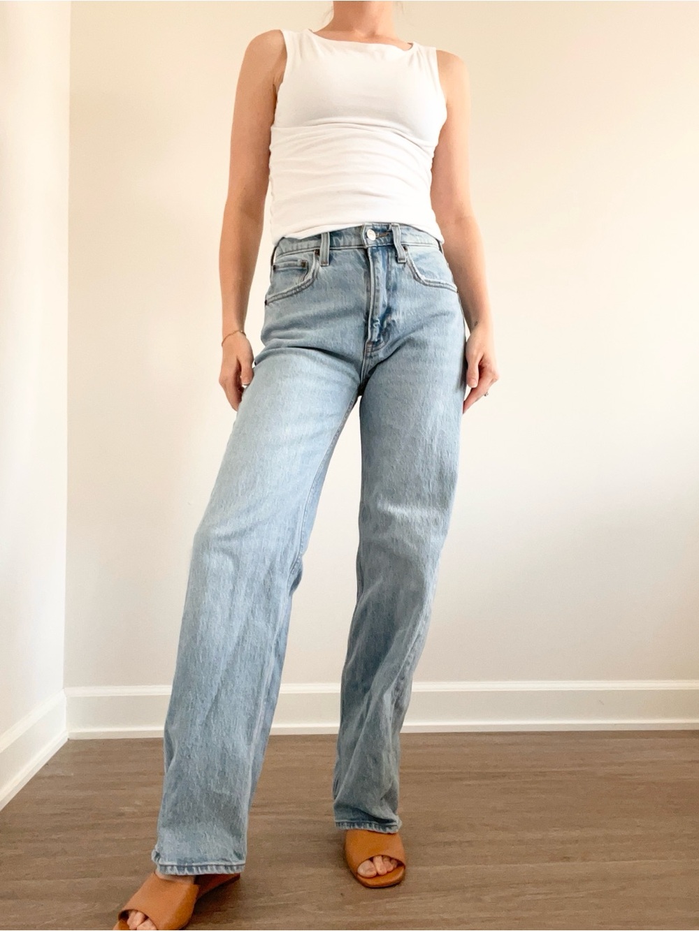 Abercrombie & Fitch 90’s Relaxed High Rise Straight Leg Jeans